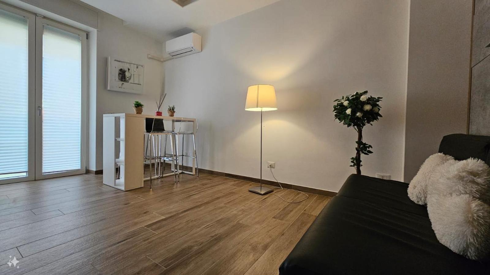 Casa Di Meg Appartamento A Milano Vicino Ai Navigli 外观 照片
