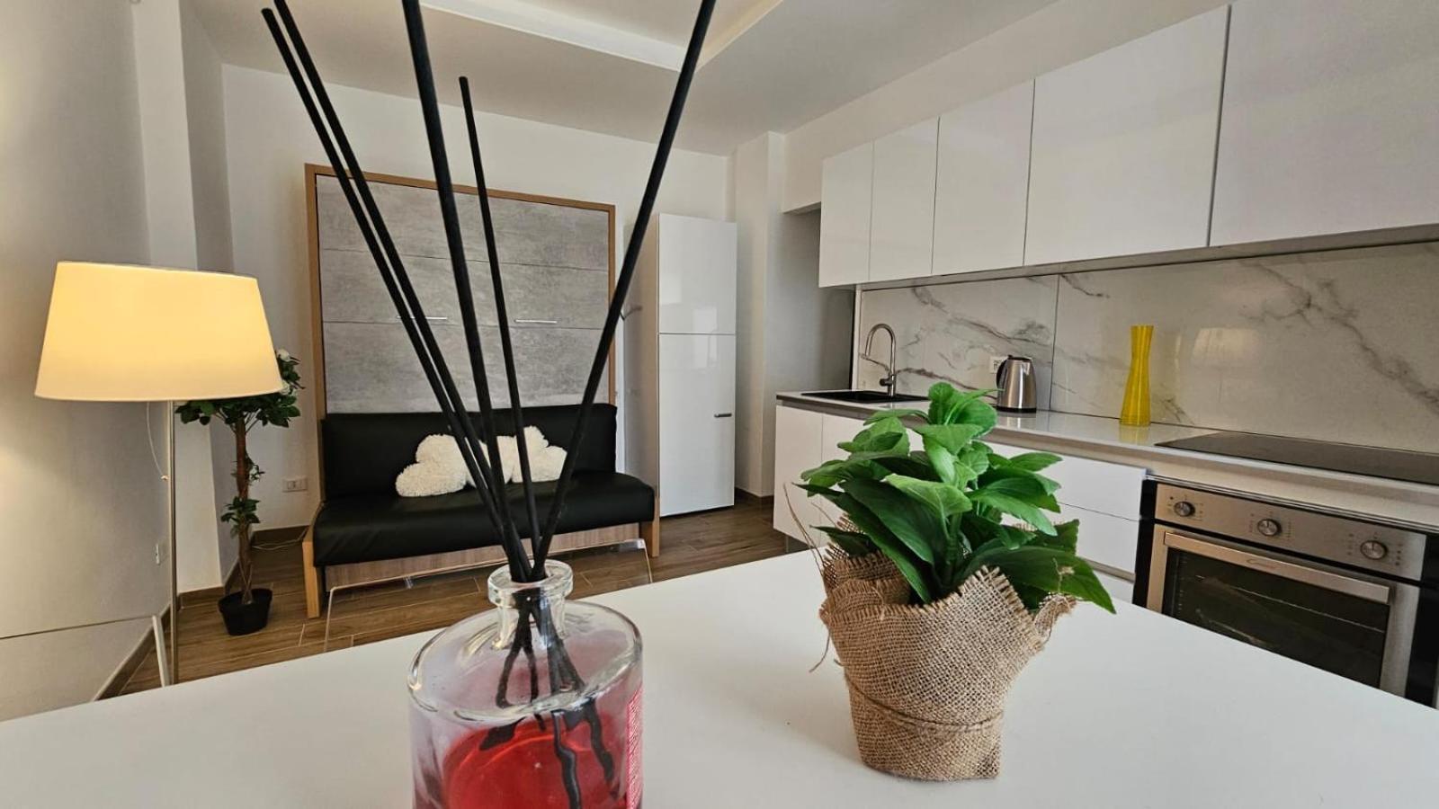 Casa Di Meg Appartamento A Milano Vicino Ai Navigli 外观 照片